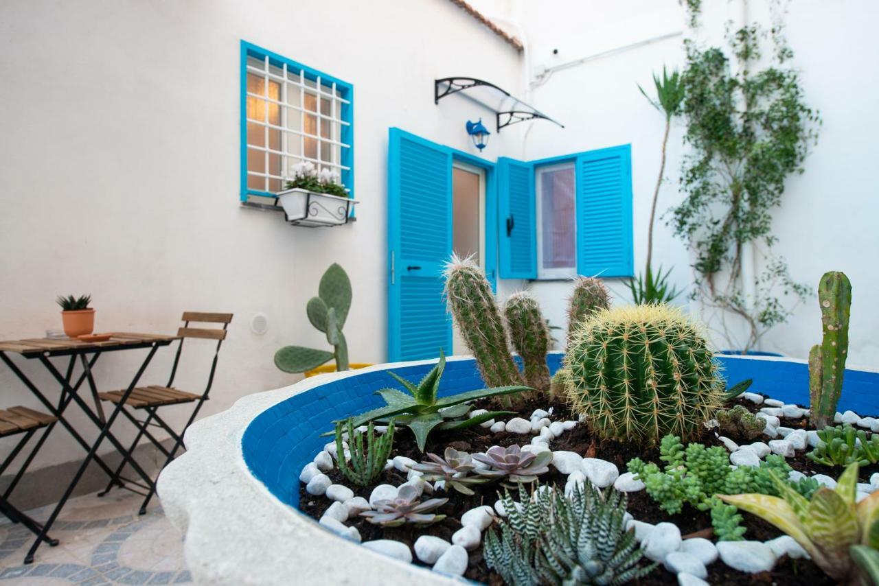 Light Blue - Apartment In The Middle Of Everything Torre Annunziata Exterior photo